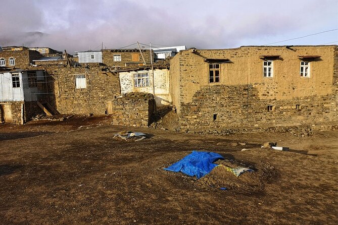 3-Day Hiking & Trekking Tour Remote Villages in Guba Azerbaijan - Day 3: Khinalig views, Guba sights, and Red Town