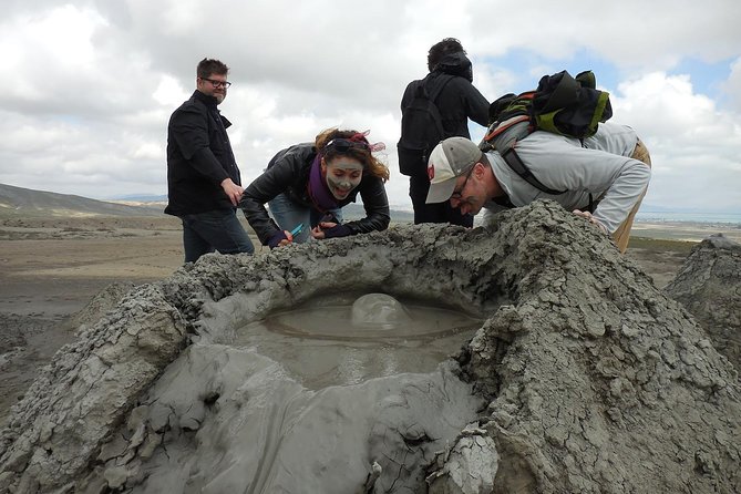 3 Days Baku Tour: Visit must-see places in our group tours - Day 2: Mud Volcanoes and the Road to Gobustan