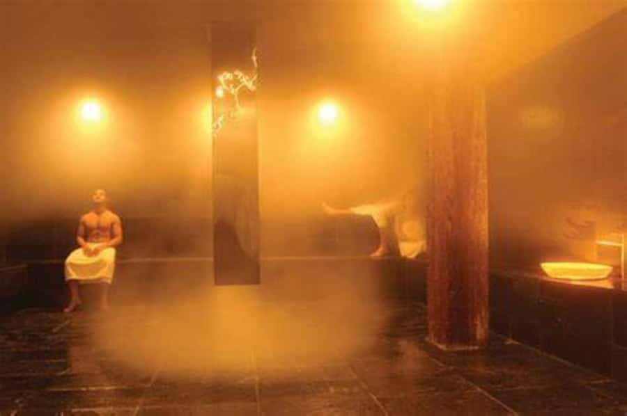 Azerbaijan Finnish Turkish RussianBath All in One Experience - Guides, language, and group size