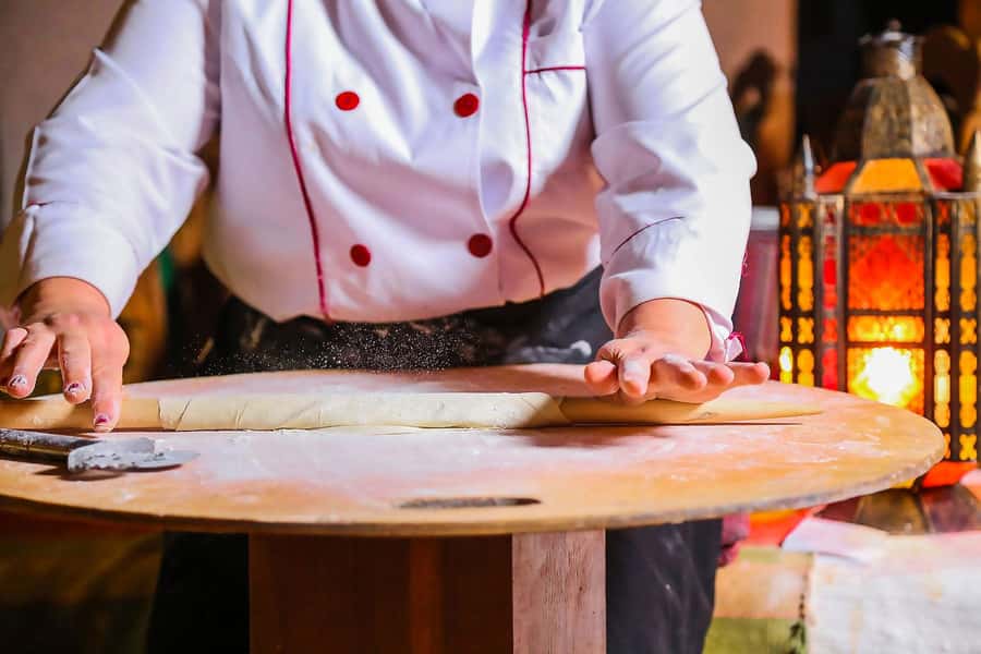 Azerbaijani Cooking Class & Old City Tour & Lunch - From stone streets to the restaurant kitchen