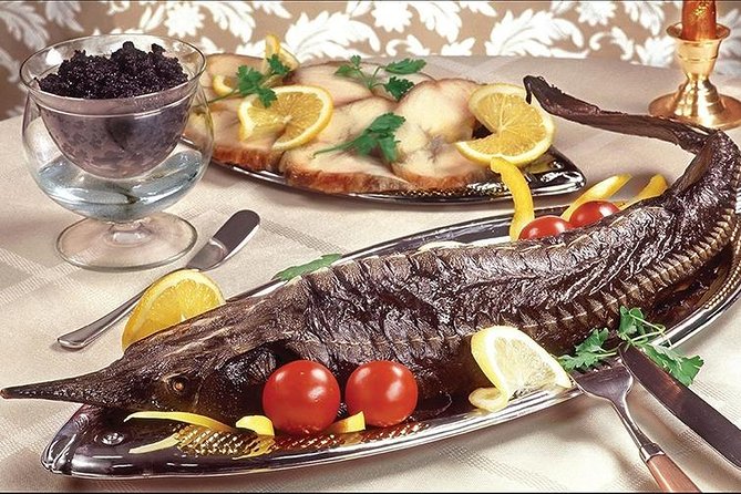 Azerbaijani Cuisine Tour - What the guide adds to the experience