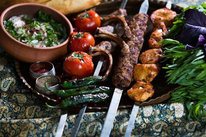 Azerbaijani Cuisine Tour - A short Baku walk before the meal