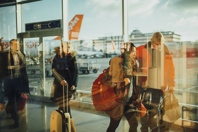 Baku Airport Private Transfer Service - Why a private airport ride helps in Baku