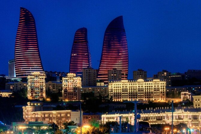 Baku City Sights Guided Night Walking Tour with Funicular - Gardens, palaces, and Baku’s oil-era grandeur