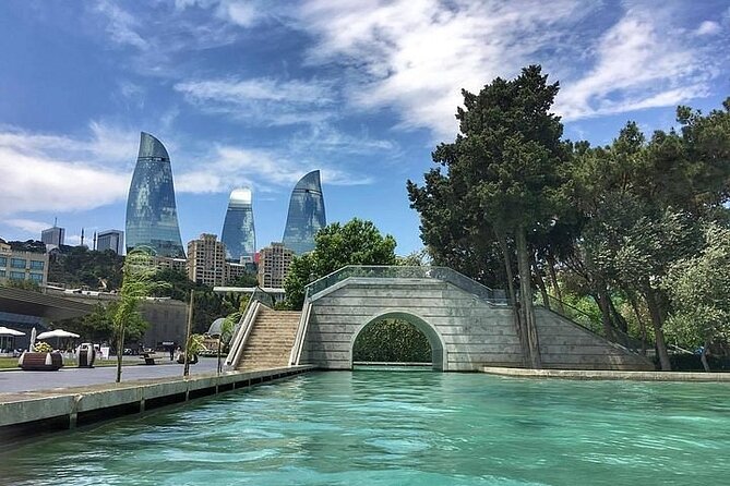 Baku City Tour - A tiny museum with a surprising collection