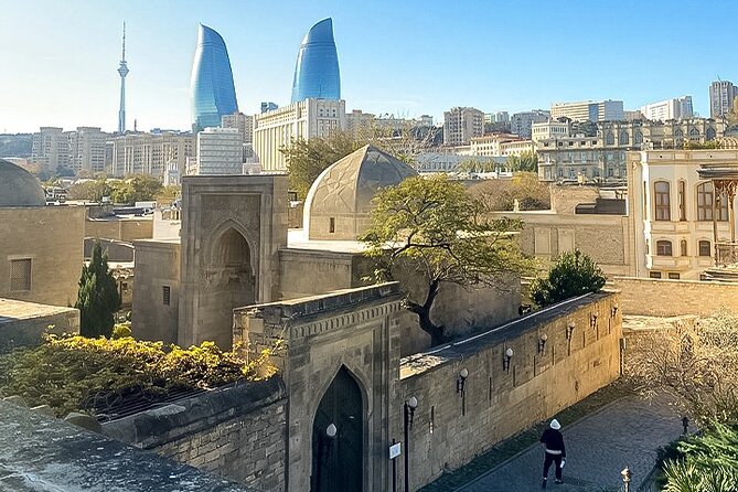 Baku City tours, Guide, Full Day Tour in Baku - The Heydar Aliyev Center: Baku’s Modern Calling Card