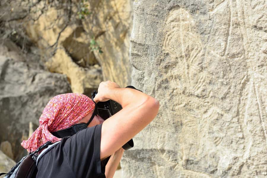 Baku: Gobustan/Absheron guided tour with lunch and tickets - Transport, group size, and the real pace of the day