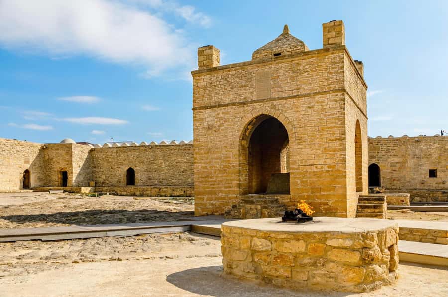 Baku: Gobustan, Mud Volcanoes & Absheron (Group or Private) - How the Guide Can Change the Day