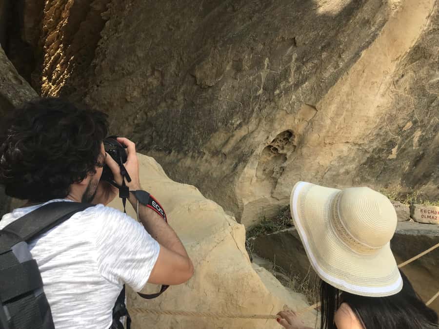 Baku: Gobustan, Volcanoes, Fire Temple and Yanardag Day Trip - Why this day trip works so well from Baku
