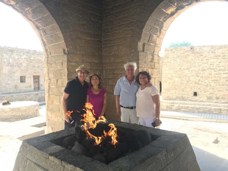 Baku: Gobustan, Volcanoes, Fire Temple and Yanardag Day Trip - Guides, vehicles, and the human side of the day