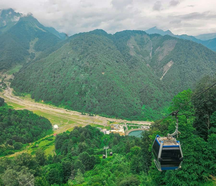 Baku: Guba, Shahdag, Laza waterfall - Three hours at Tufandag Cable Car Resort