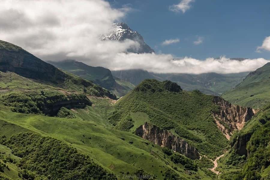 Baku: Guba-Shahdag Resort-Candy Mountain and Laza Waterfall - Three hours at Shahdag: choose your adventure