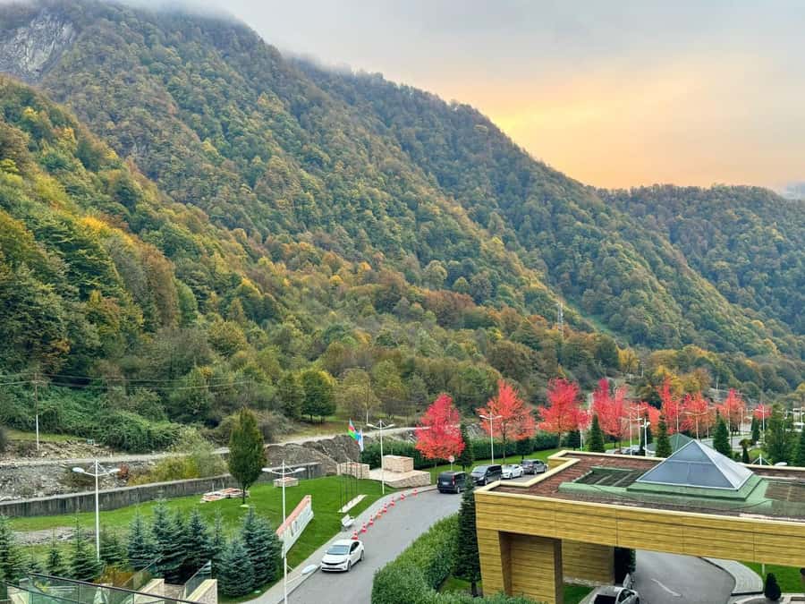 Baku: Guided Day Trip to Gabala with Hotel Pickup & Drop-off - Guides, languages, and group comfort