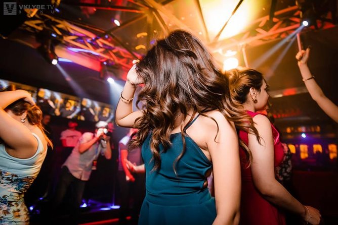 Baku Night Life Experience (All inclusive) - Fountain Square, venue expectations, and possible limits