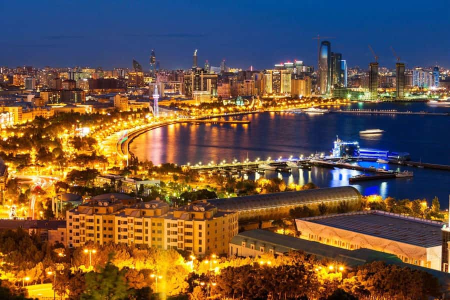 Baku: Nighttime Guided City Tour - Highland Park gives you Baku from above