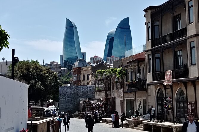 Baku's Ancient Heart - Azerbaijani tea and the feel of a living district