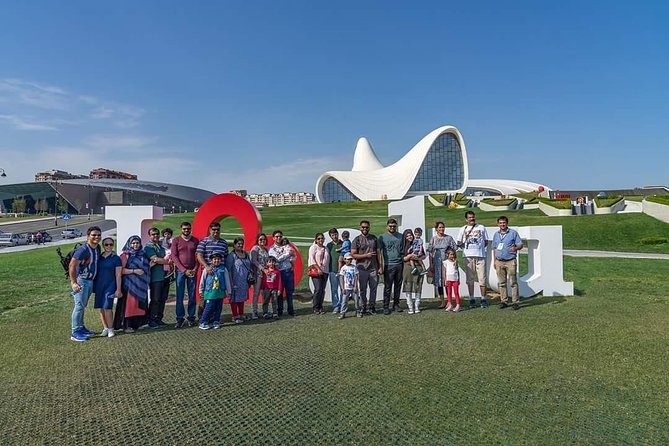 Baku Sightseing Tour - Memorials and city views at Alley of Honor