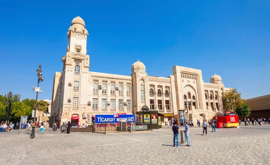Baku Street Food Tour - Small eateries instead of a polished restaurant circuit