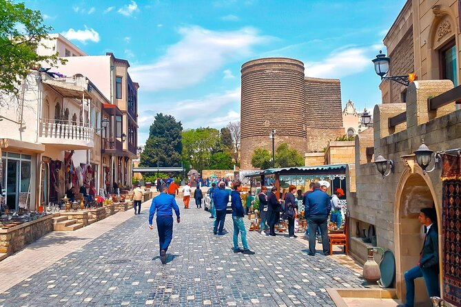 Baku Walking Tour (Old City) - What the guides do especially well