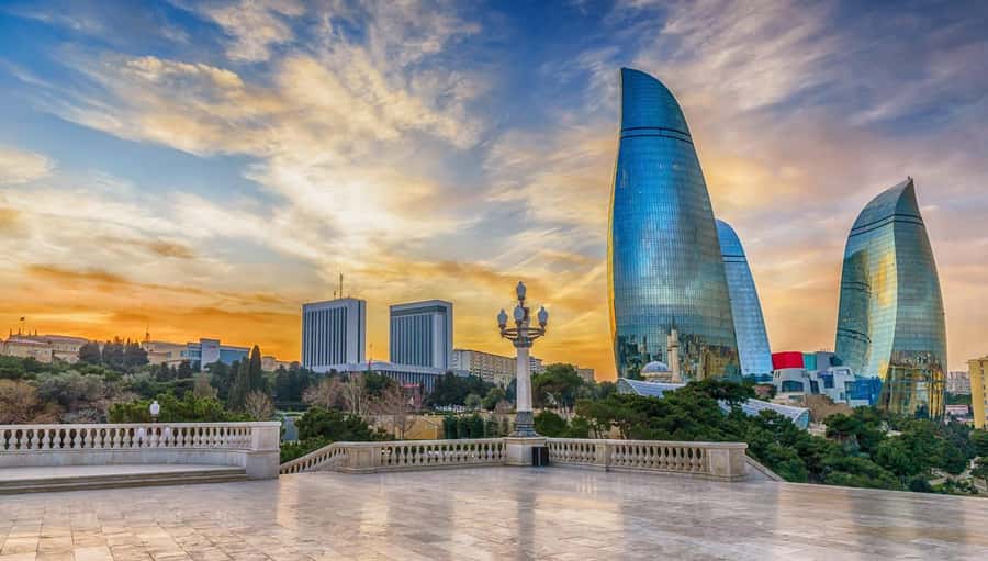 Best of Baku: 4-Hour City Tour Historic and Modern Landmarks - Starting above Baku at Highland Park
