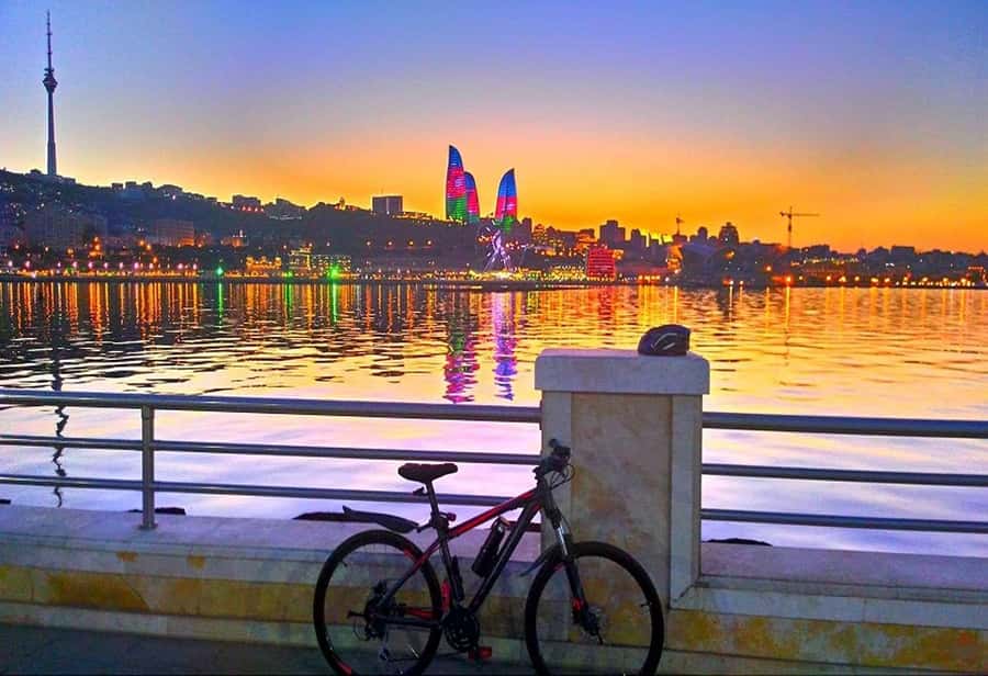 City Highlights Bike Tour - AFF Mall and the quick look at modern Baku