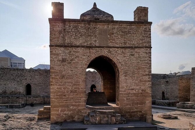 Day Trip in Baku - Ateshgah Fire Temple and the story of fire worship