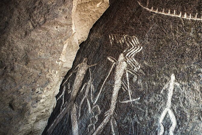 Discover Gobustan and Absheron History, Mud Volcanoes and Nature - Gobustan Rock Art: the day’s strongest history lesson