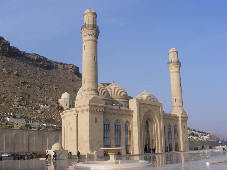 From Baku: Gobustan, Mud Volcanoes & Mosque Private Tour - Booking advice and final verdict