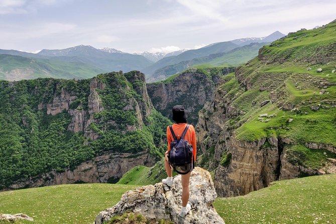 Full Day Private Griz Waterfall Hiking Tour With Home-Made Lunch - A homemade Caucasian lunch in a village house