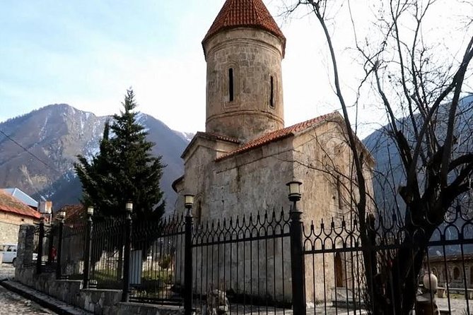 Gabala-Sheki Tour 2 Days, 1 Night (All Inclusive) - The Sheki Khans Palace is the cultural centerpiece