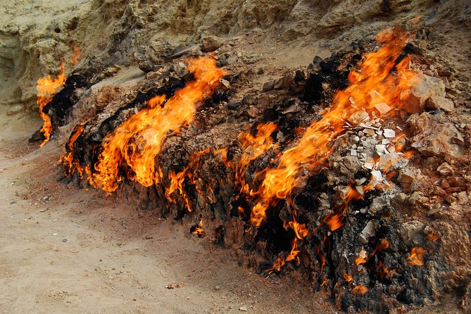 Gobustan & Mud, Fire Temple, Burning Mountain (Group & Private) - Gobustan Rock Art connects you with prehistoric Azerbaijan