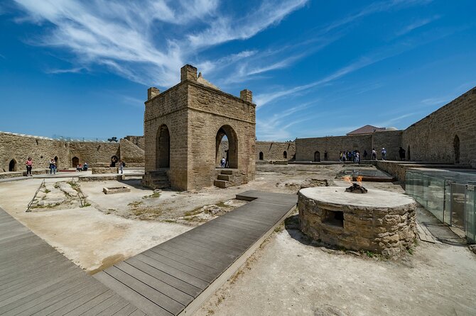 Gobustan & Mud, Fire Temple, Burning Mountain (Group & Private) - Yanardag Burning Mountain is brief but memorable