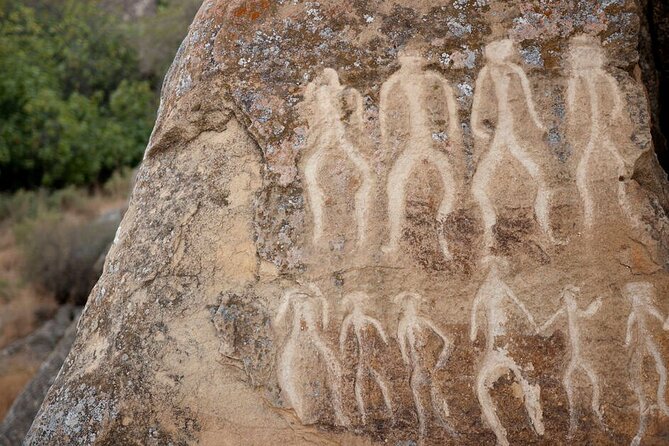 Gobustan-Mud Volcan-Fire Temple and Mountain Tour/Entrance inc - Gobustan rock art connects you with early daily life