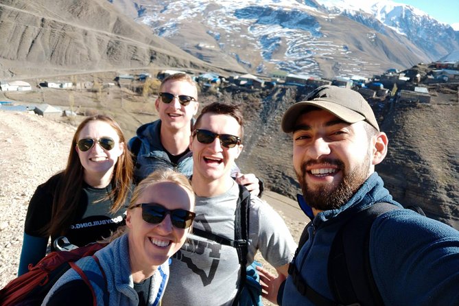 Khinalig - Gleykhudat 1 day hiking tour - Guba is the changeover point