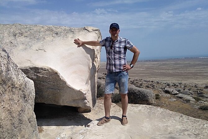 Mud Volcanoes & Gobustan Private Tour - What the private vehicle adds