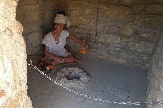Mystic Ateshgah and Yanar Dag Tour - The guide can make or break the experience