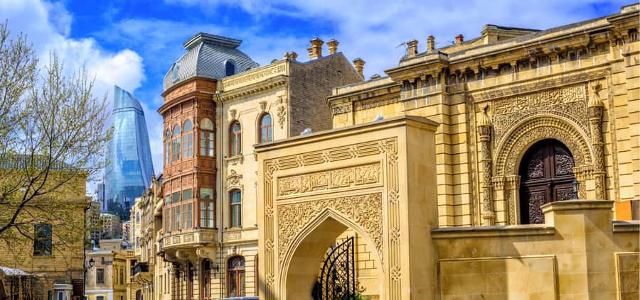Old and Modern Baku City Tour - Baku Boulevard brings you to the Caspian edge