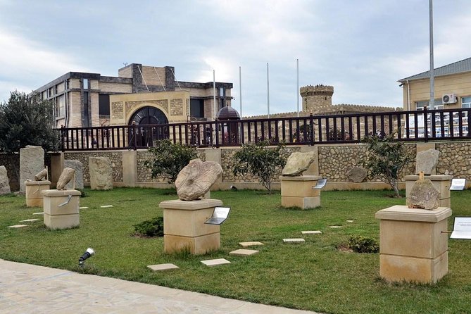 Private Absheron Peninsula Atesgah Temple & Fire Mountain - Who should book this private Baku tour?
