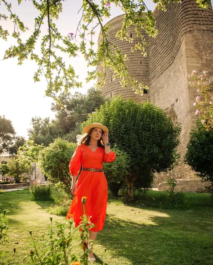 Private Baku Old City Photoshoot - Is $53 per person good value?