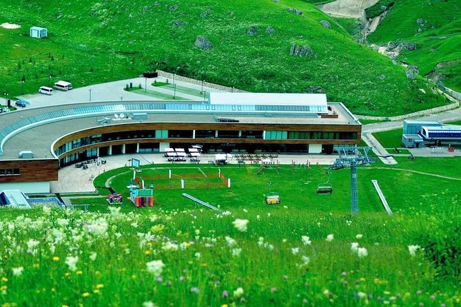 Shahdag tour - Choosing between skiing, rides, hiking, and coffee
