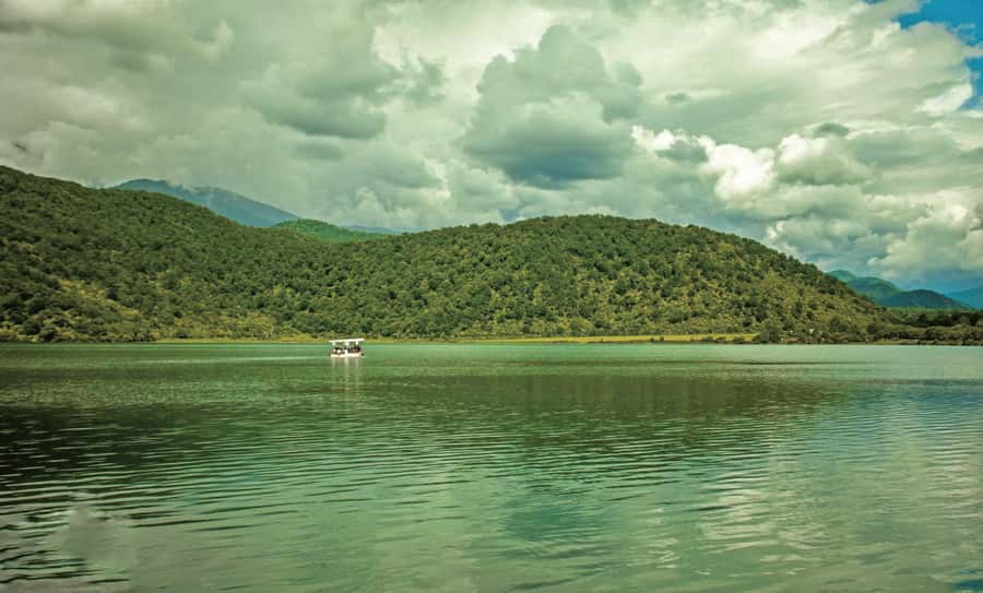 Shamakhi and Gabala Guided Day Tour - Diri-Baba Mausoleum and the first historical stop