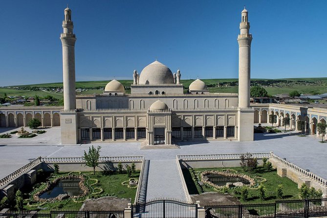 Shamakhi & Lahij Tour - Diri Baba Mausoleum on the cliff