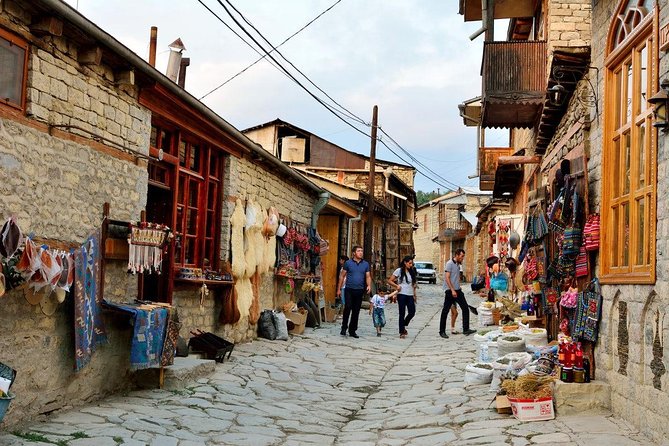 Shamakhi & Lahij Tour - The road to Lahij through the Caucasus Mountains