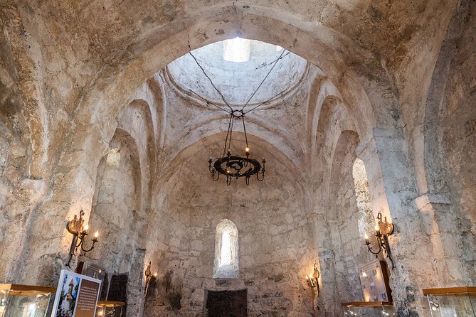 Sheki Cultural and Historical Shared Tour - The road west from Baku