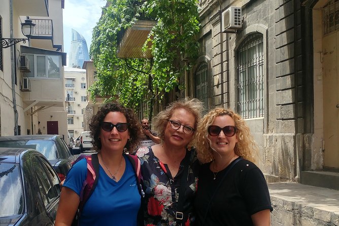 The Best Baku City Tour - From Fountains Square to the Armenian church